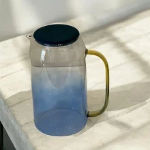 پارچ پیرکس دربدار آبی (دسته طلایی)